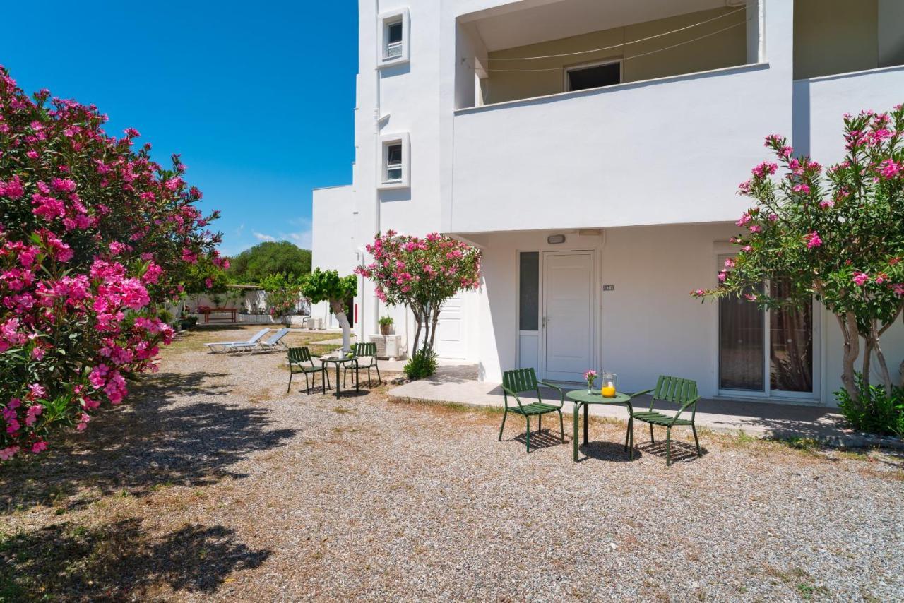 Tselios Apartments & Studios Kiotari Esterno foto