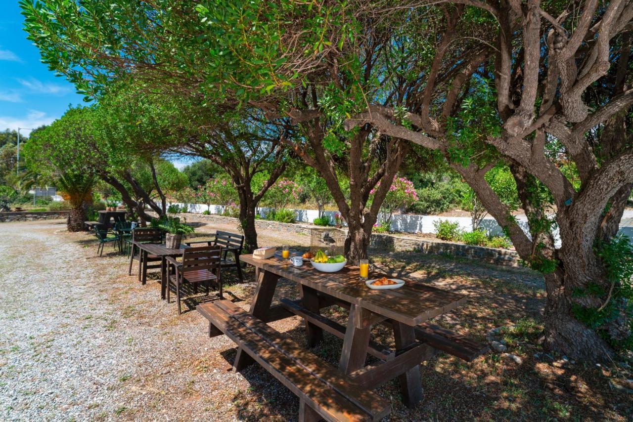 Tselios Apartments & Studios Kiotari Esterno foto